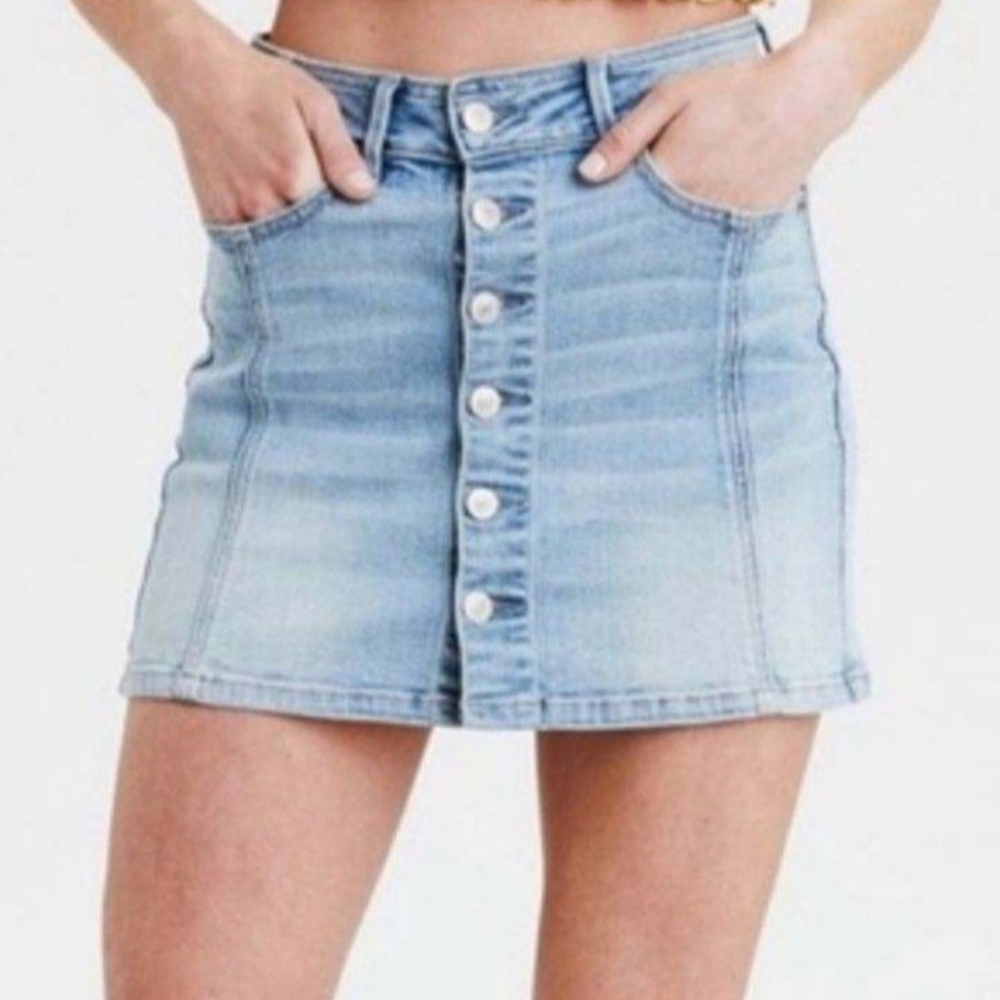 American Eagle super stretch skirt.